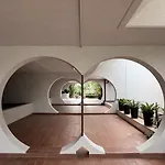 La Bauhaus アパート デセンツァーノ・デル・ガルダ